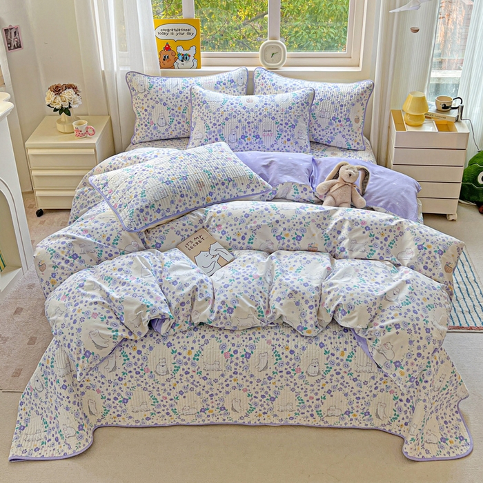 91家纺网 家纺一手货源 找家纺 羽爱家纺 2025新款A类13372全棉印花砂洗床盖套件 田园猫