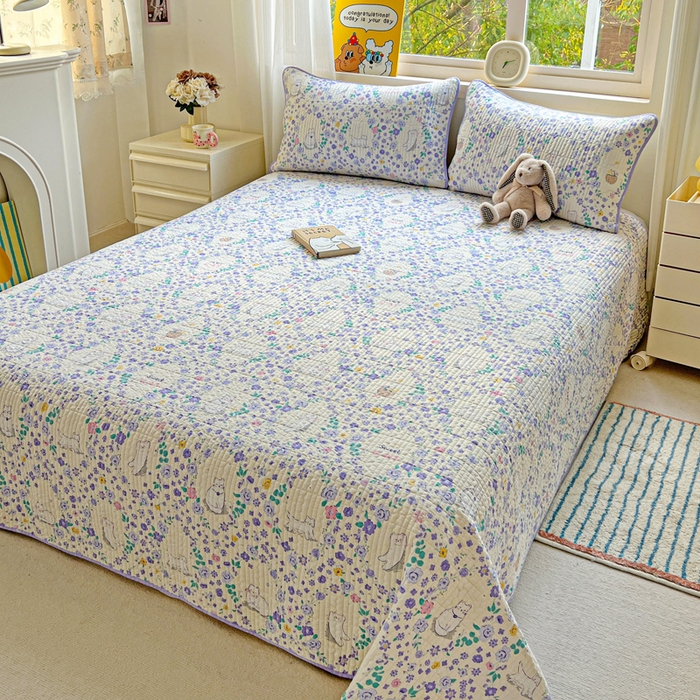 91家纺网 家纺一手货源 找家纺 羽爱家纺 2025新款A类13372全棉印花砂洗床盖套件 田园猫