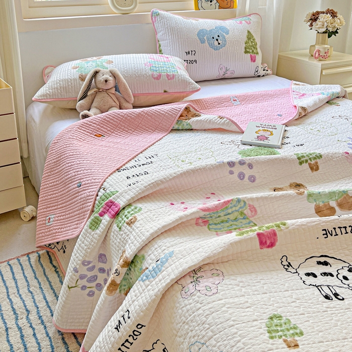 91家纺网 家纺一手货源 找家纺 羽爱家纺 2025新款A类13372全棉印花砂洗床盖套件 小甜豆