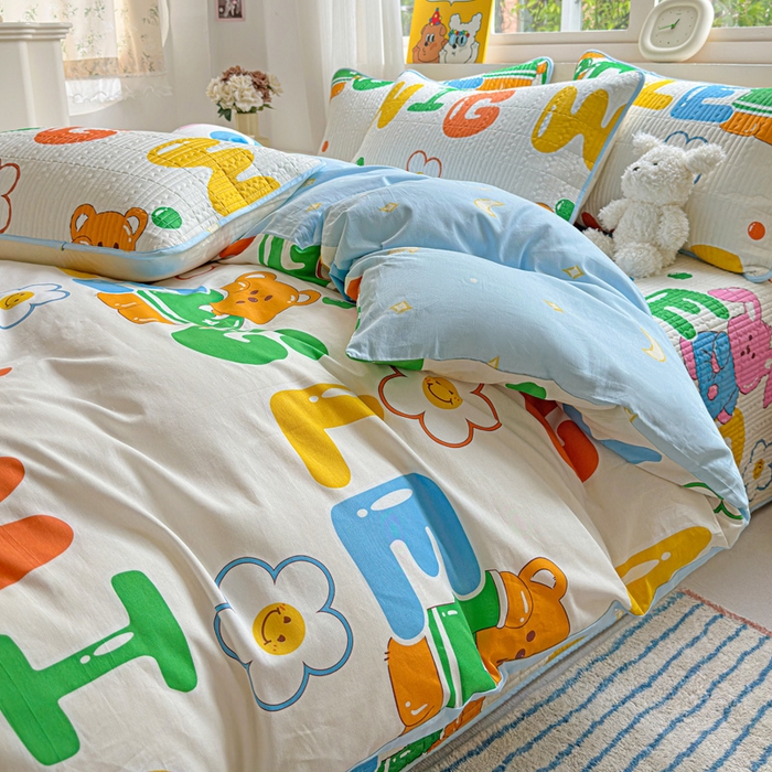 91家纺网 家纺一手货源 找家纺 羽爱家纺 2025新款A类13372全棉印花砂洗床盖套件 笑脸花花