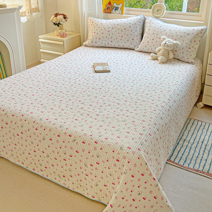 91家纺网 家纺一手货源 找家纺 羽爱家纺 2025新款A类13372全棉印花砂洗床盖套件 樱桃园