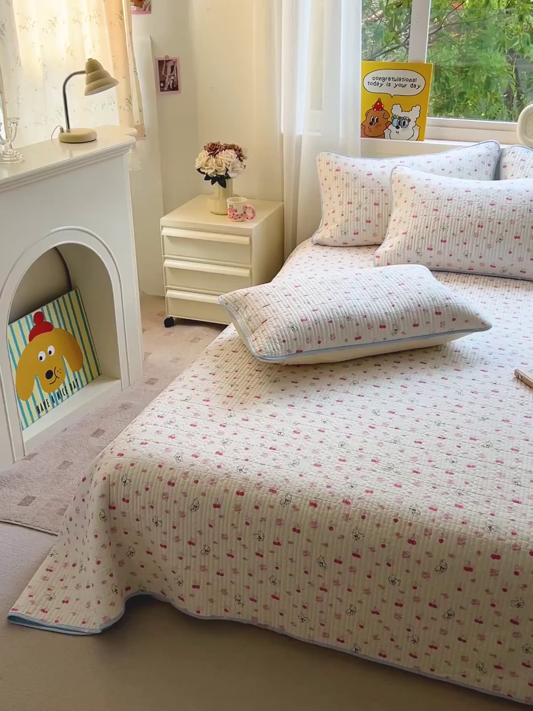 91家纺网 家纺一手货源 找家纺 羽爱家纺 2025新款A类13372全棉印花砂洗床盖套件 樱桃园