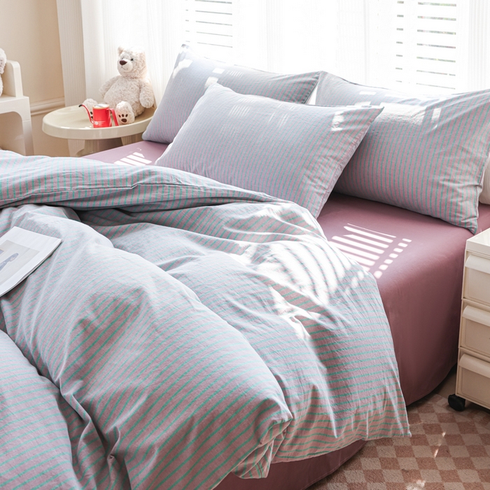 91家纺网 家纺一手货源 找家纺 柠萌家居 2025年新款色织条纹水洗棉全棉四件套 粉紫条