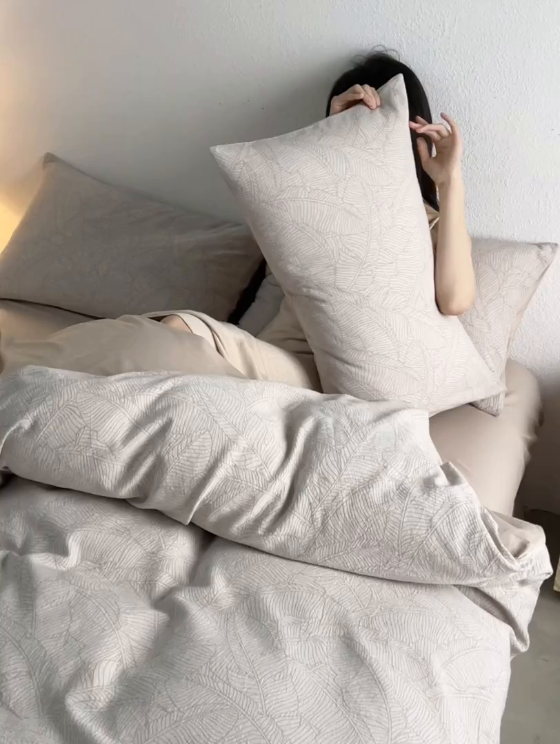 91家纺网 家纺一手货源 找家纺 千朵森 2025新款全棉色织提花四季款四件套-艾薇 艾薇-流光杏