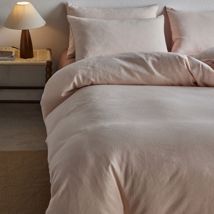 91家纺网 家纺一手货源 找家纺 千朵森 2025新款全棉色织提花四季款四件套-艾薇 艾薇-薄玉色