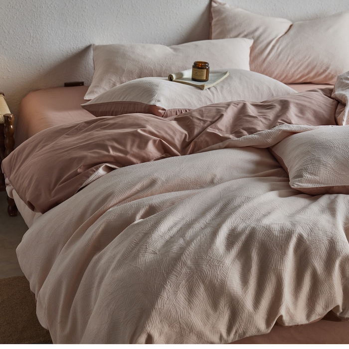 91家纺网 家纺一手货源 找家纺 千朵森 2025新款全棉色织提花四季款四件套-艾薇 艾薇-薄玉色