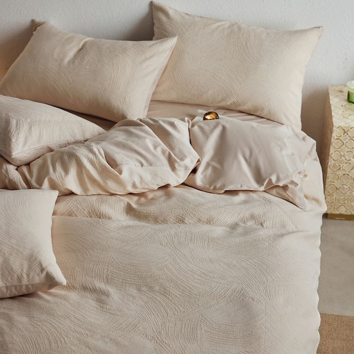 91家纺网 家纺一手货源 找家纺 千朵森 2025新款全棉色织提花四季款四件套-艾薇 艾薇-春水白