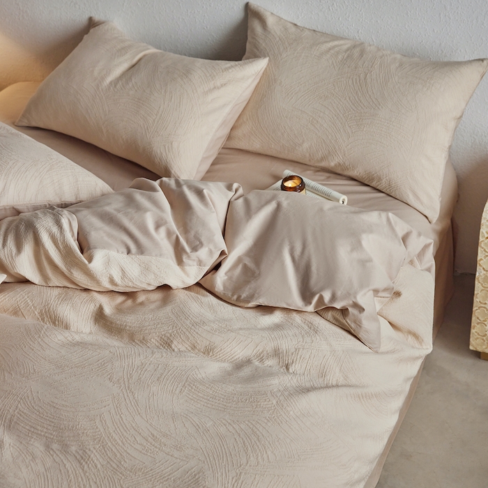 91家纺网 家纺一手货源 找家纺 千朵森 2025新款全棉色织提花四季款四件套-艾薇 艾薇-春水白