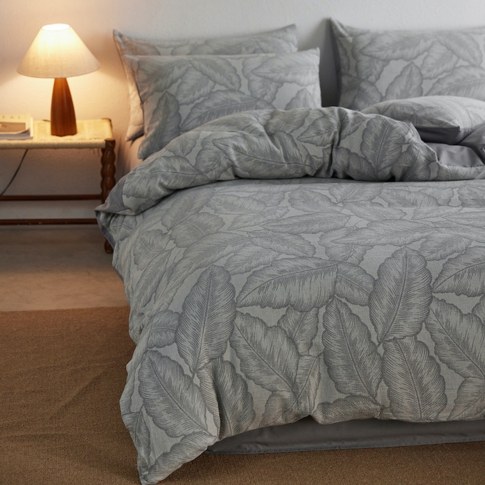 91家纺网 家纺一手货源 找家纺 千朵森 2025新款全棉色织提花四季款四件套-艾薇 艾薇-幻影灰