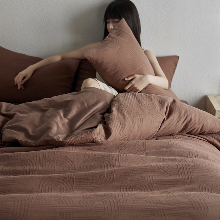 91家纺网 家纺一手货源 找家纺 千朵森 2025新款全棉色织提花四季款四件套-艾薇 艾薇-焦糖棕