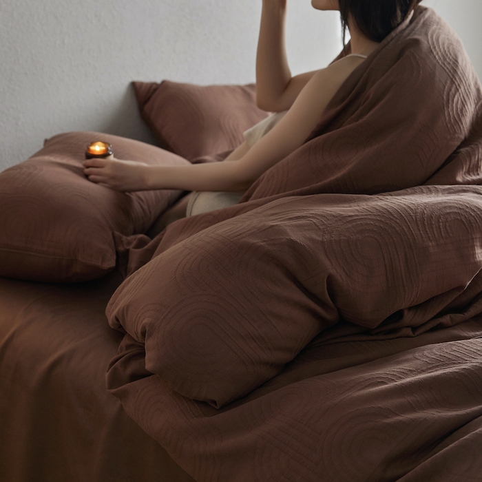 91家纺网 家纺一手货源 找家纺 千朵森 2025新款全棉色织提花四季款四件套-艾薇 艾薇-焦糖棕