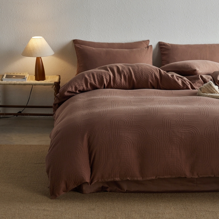 91家纺网 家纺一手货源 找家纺 千朵森 2025新款全棉色织提花四季款四件套-艾薇 艾薇-焦糖棕