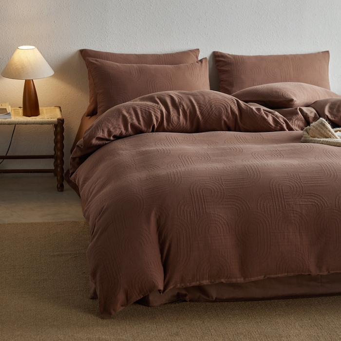 91家纺网 家纺一手货源 找家纺 千朵森 2025新款全棉色织提花四季款四件套-艾薇 艾薇-焦糖棕