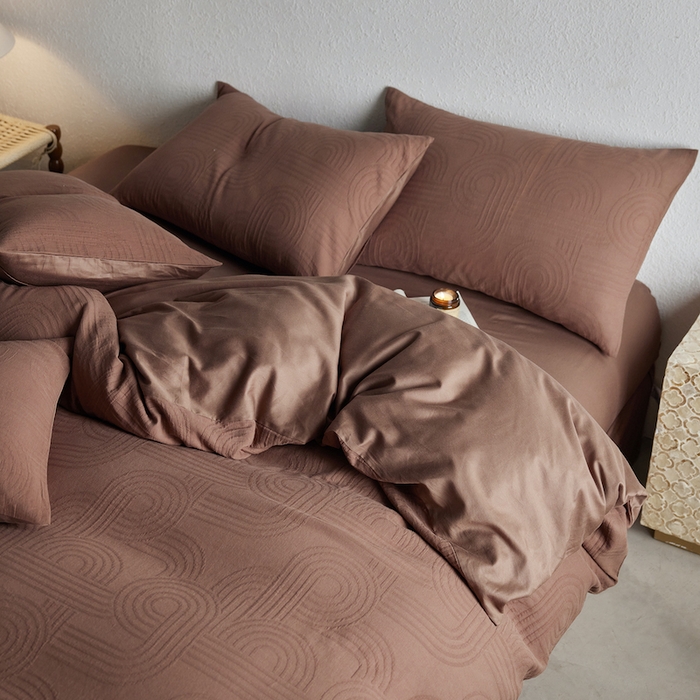 91家纺网 家纺一手货源 找家纺 千朵森 2025新款全棉色织提花四季款四件套-艾薇 艾薇-焦糖棕