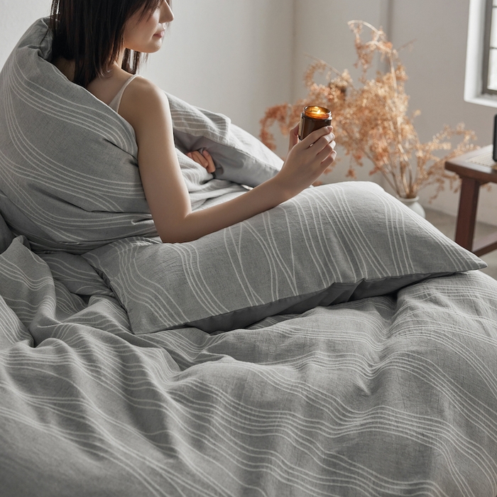 91家纺网 家纺一手货源 找家纺 千朵森 2025新款全棉色织提花四季款四件套-艾薇 艾薇-慕斯灰