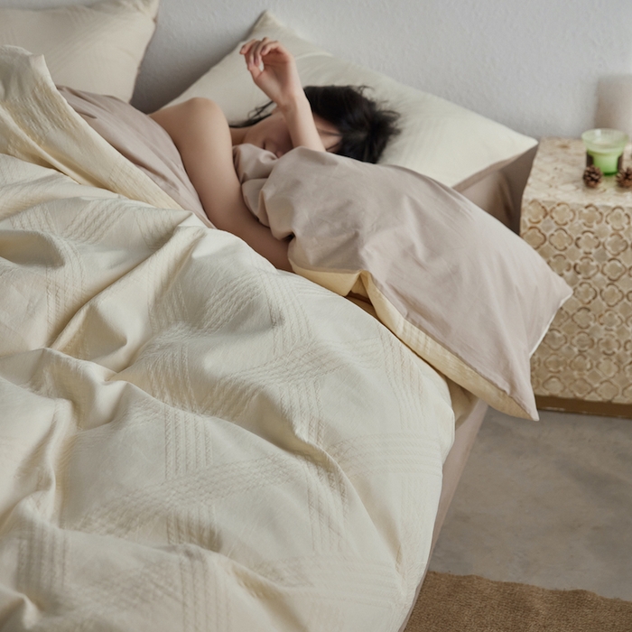 91家纺网 家纺一手货源 找家纺 千朵森 2025新款全棉色织提花四季款四件套-艾薇 艾薇-汝窑白