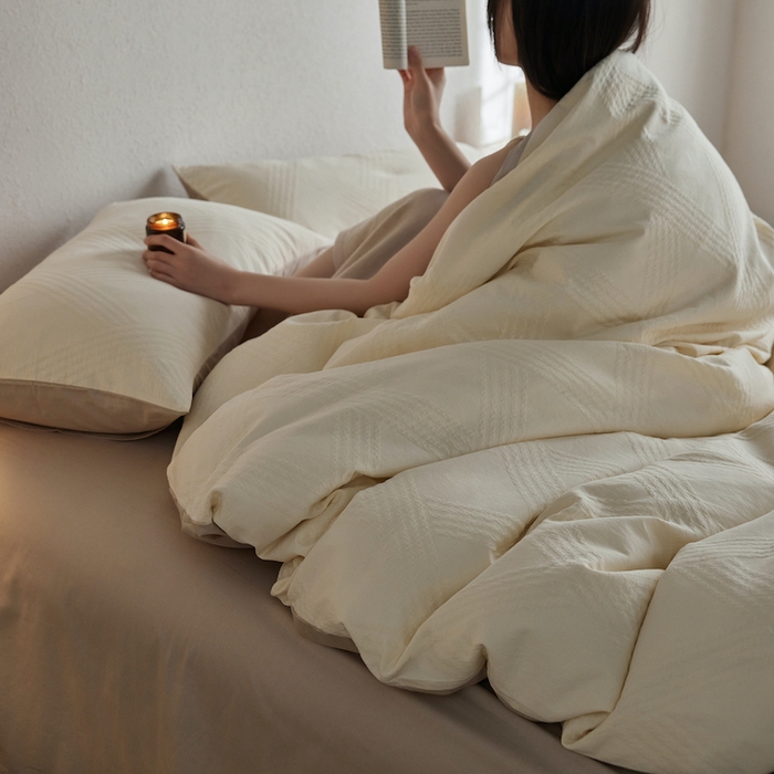 91家纺网 家纺一手货源 找家纺 千朵森 2025新款全棉色织提花四季款四件套-艾薇 艾薇-汝窑白