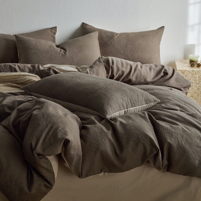 91家纺网 家纺一手货源 找家纺 千朵森 2025新款全棉色织提花四季款四件套-艾薇 艾薇-燕麦咖