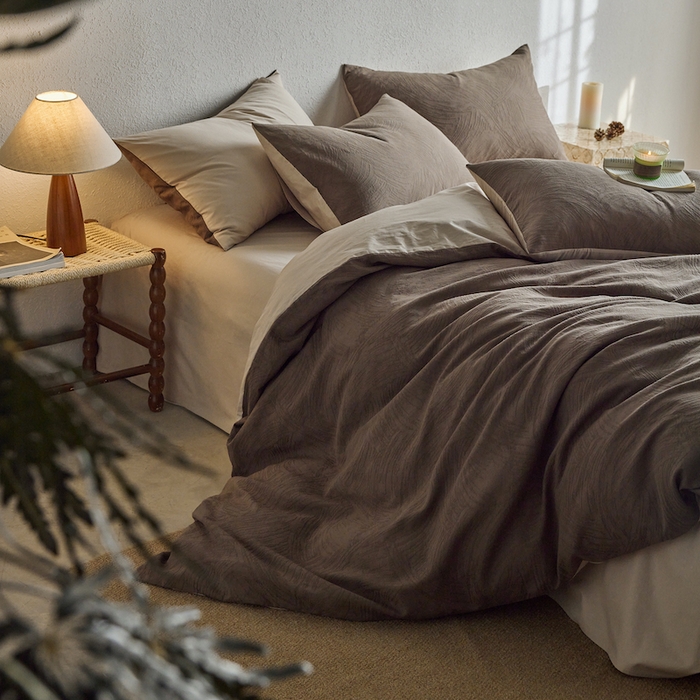 91家纺网 家纺一手货源 找家纺 千朵森 2025新款全棉色织提花四季款四件套-艾薇 艾薇-燕麦咖