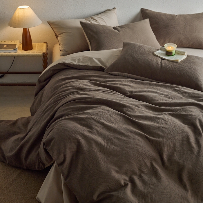 91家纺网 家纺一手货源 找家纺 千朵森 2025新款全棉色织提花四季款四件套-艾薇 艾薇-燕麦咖