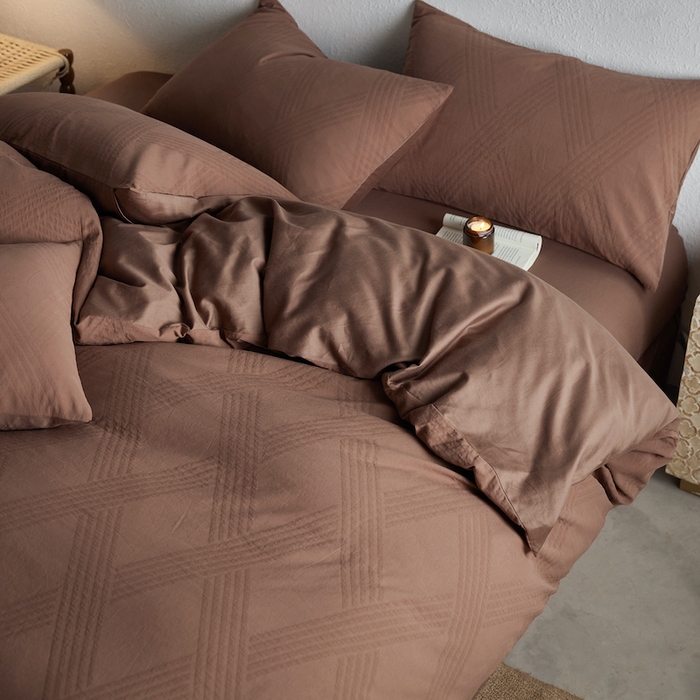 91家纺网 家纺一手货源 找家纺 千朵森 2025新款全棉色织提花四季款四件套-艾薇 艾薇-余晖棕