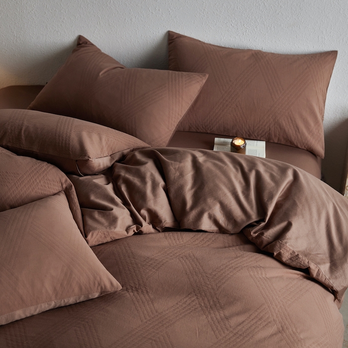 91家纺网 家纺一手货源 找家纺 千朵森 2025新款全棉色织提花四季款四件套-艾薇 艾薇-余晖棕