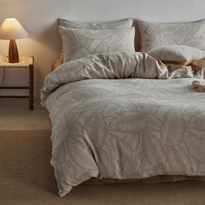 91家纺网 家纺一手货源 找家纺 千朵森 2025新款全棉色织提花四季款四件套-艾薇 艾薇-月魄黄