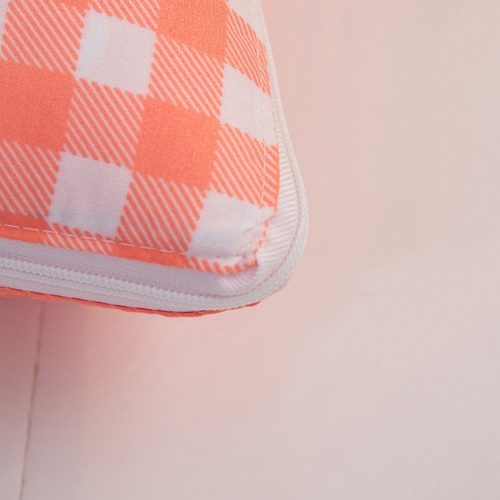 91家纺网 家纺一手货源 找家纺 悦织湾家纺 2025新款精疏棉抱枕被靠枕抱枕毯轻奢时尚卡通小清新电商直播热销款 萌萌乐园