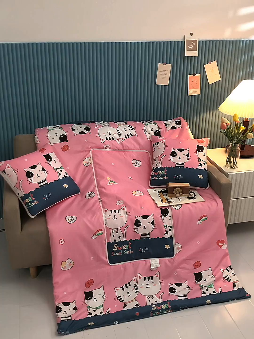 91家纺网 家纺一手货源 找家纺 悦织湾家纺 2025新款精疏棉抱枕被靠枕抱枕毯轻奢时尚卡通小清新电商直播热销款 甜蜜蜜