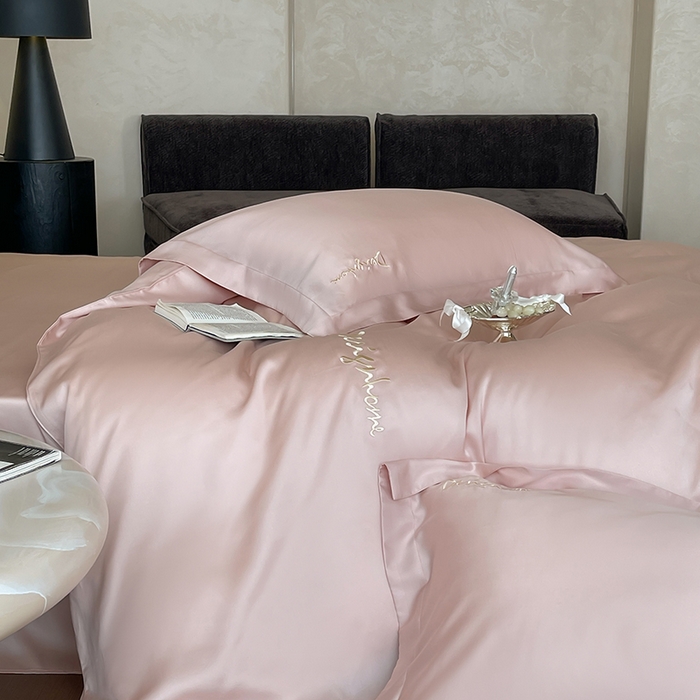 91家纺网 家纺一手货源 找家纺 黛舒家居 2025新款60S兰精天丝纯色简绣四件套 千黛粉