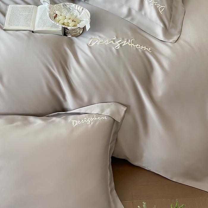 91家纺网 家纺一手货源 找家纺 黛舒家居 2025新款60S兰精天丝纯色简绣四件套 竹卡