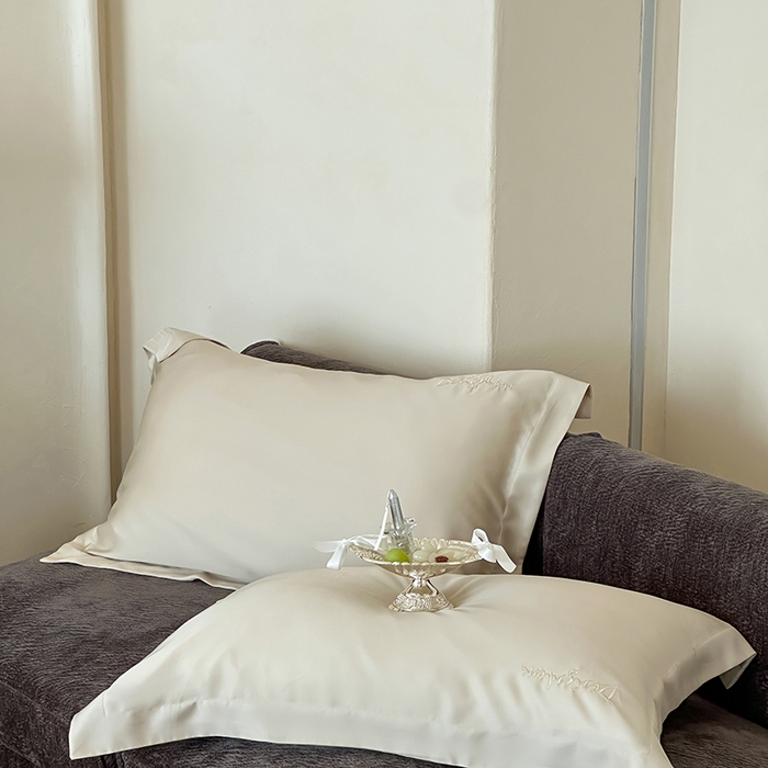 91家纺网 家纺一手货源 找家纺 黛舒家居 2025新款60S兰精天丝纯色简绣四件套 素灰