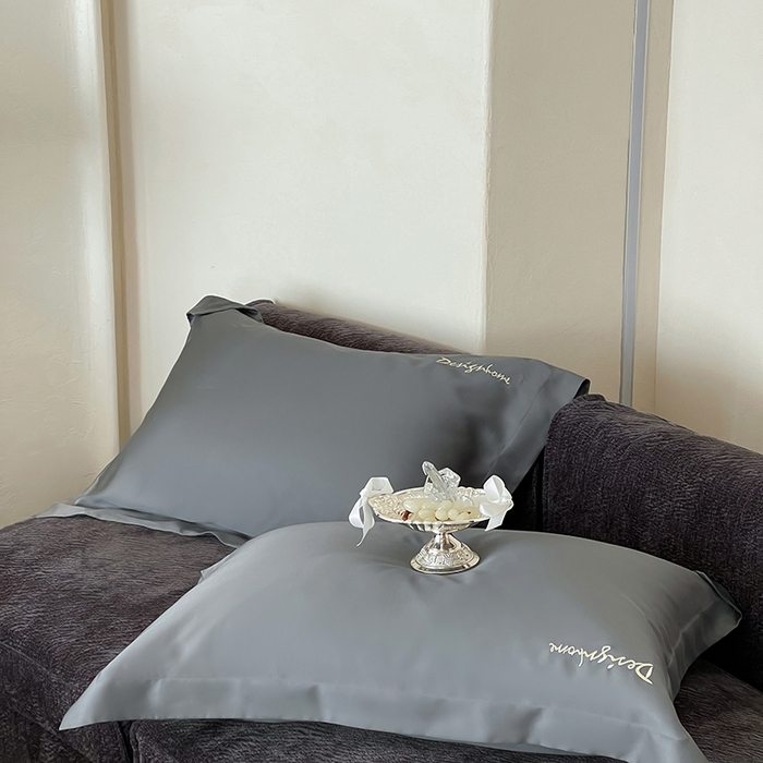 91家纺网 家纺一手货源 找家纺 黛舒家居 2025新款60S兰精天丝纯色简绣四件套 玄灰