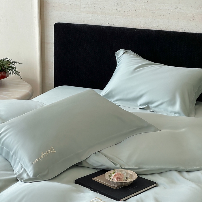 91家纺网 家纺一手货源 找家纺 黛舒家居 2025新款60S兰精天丝纯色简绣四件套 薄荷绿