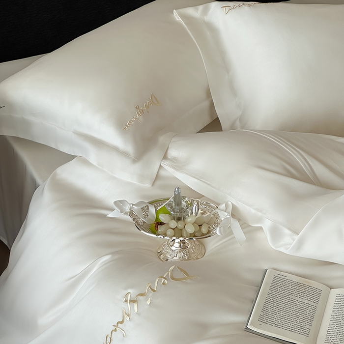 91家纺网 家纺一手货源 找家纺 黛舒家居 2025新款60S兰精天丝纯色简绣四件套 象牙白