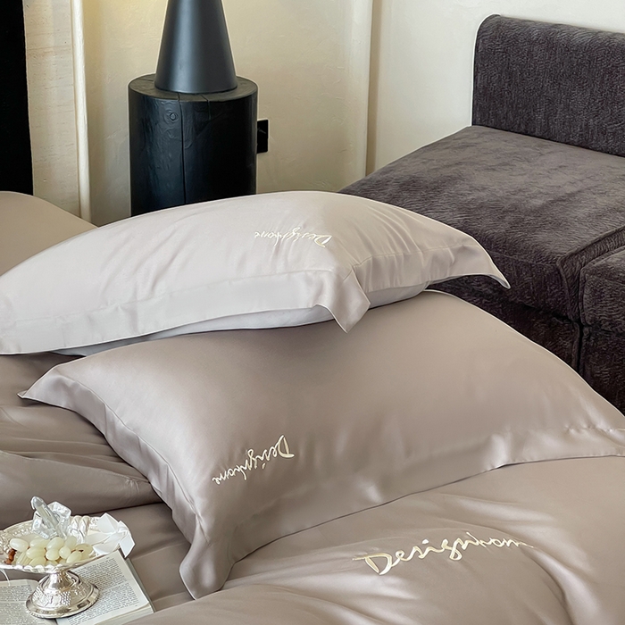 91家纺网 家纺一手货源 找家纺 黛舒家居 2025新款60S兰精天丝纯色简绣四件套 竹卡