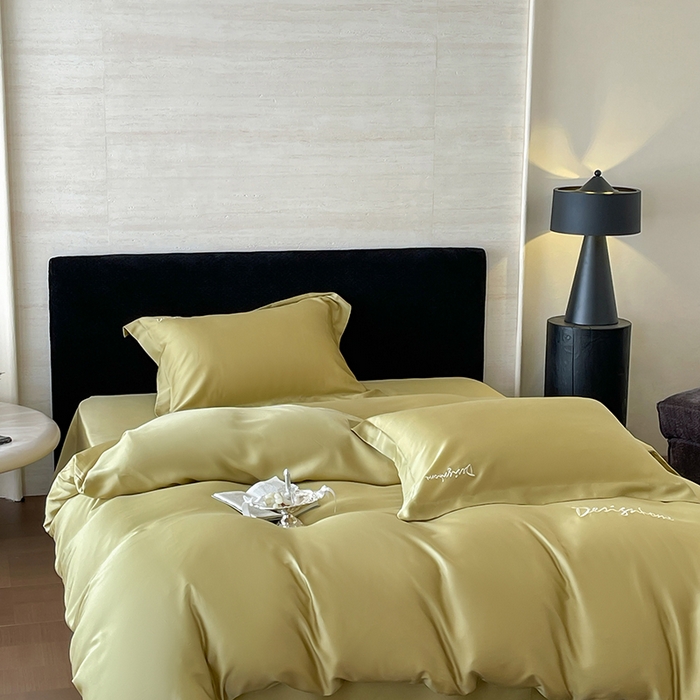 91家纺网 家纺一手货源 找家纺 黛舒家居 2025新款60S兰精天丝纯色简绣四件套 琥珀黄