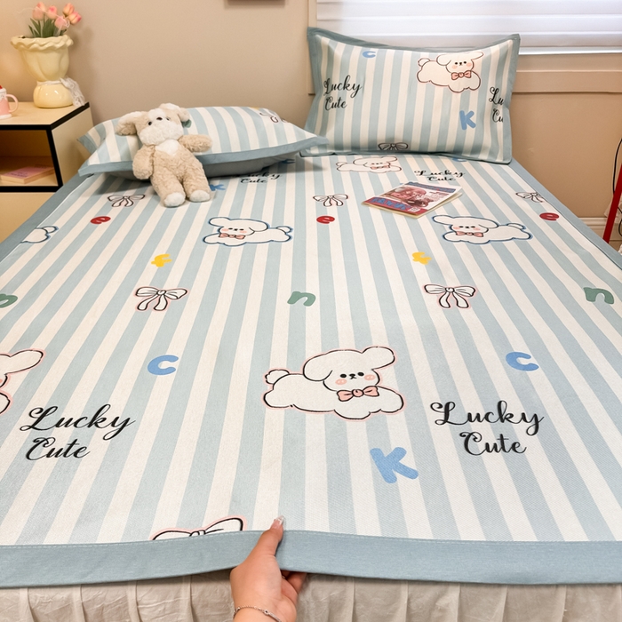 91家纺网 家纺一手货源 找家纺 慕尚家纺 2025新款600D小清新凉感冰丝凉席三件套 蝴蝶结狗