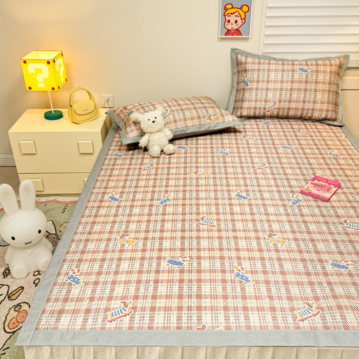 91家纺网 家纺一手货源 找家纺 慕尚家纺 2025新款600D小清新凉感冰丝凉席三件套 腊肠犬