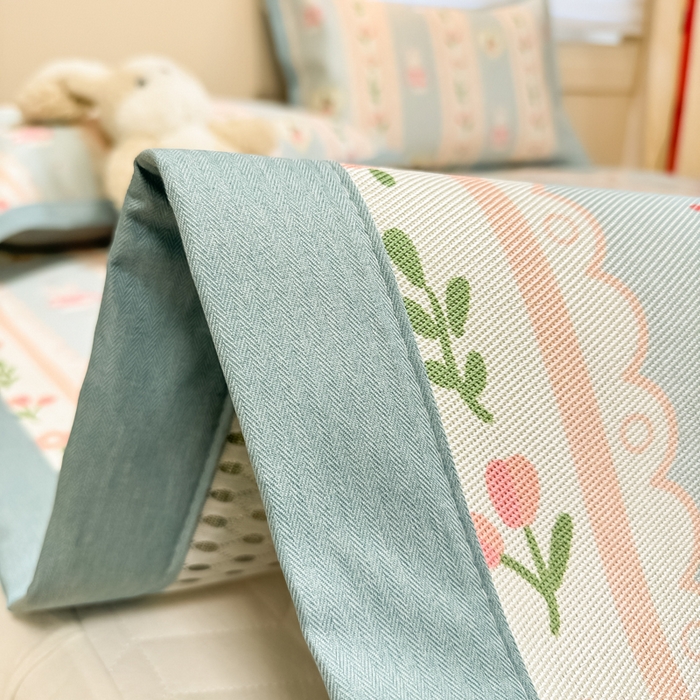 91家纺网 家纺一手货源 找家纺 慕尚家纺 2025新款600D小清新凉感冰丝凉席三件套 花园兔