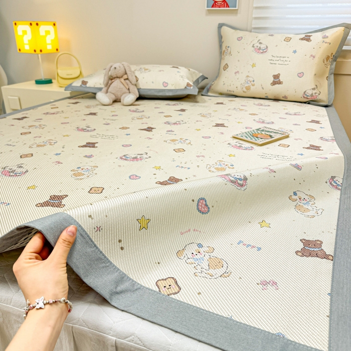 91家纺网 家纺一手货源 找家纺 慕尚家纺 2025新款600D小清新凉感冰丝凉席三件套 奶缇熊