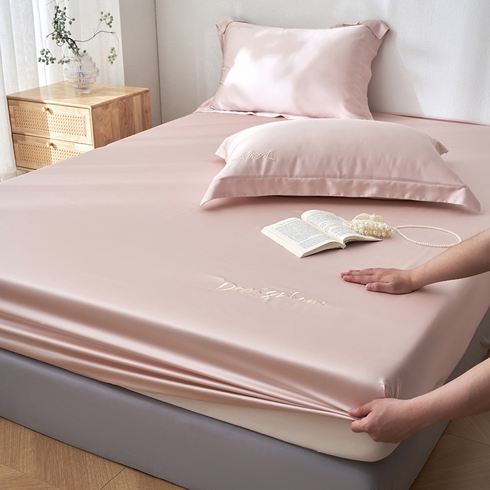 91家纺网 家纺一手货源 找家纺 黛舒家居 2025新款60S兰精天丝纯色简绣单床笠 千黛粉