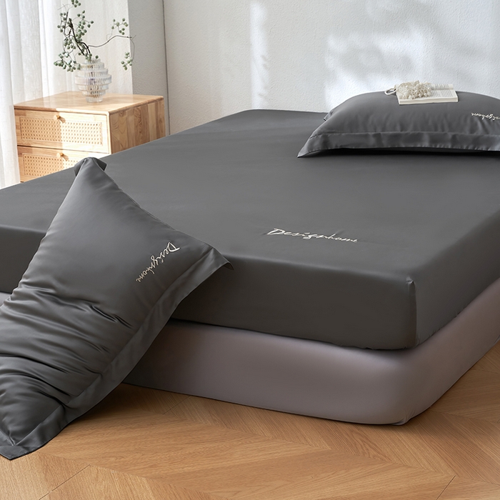 91家纺网 家纺一手货源 找家纺 黛舒家居 2025新款60S兰精天丝纯色简绣单床笠 玄灰