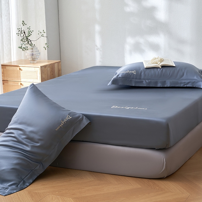 91家纺网 家纺一手货源 找家纺 黛舒家居 2025新款60S兰精天丝纯色简绣单床笠 石青