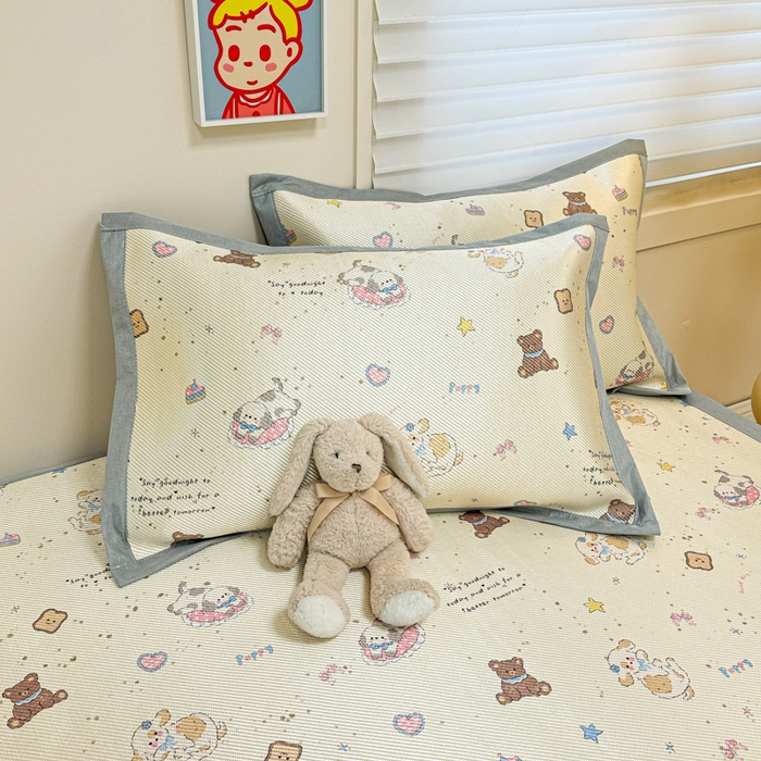 91家纺网 家纺一手货源 找家纺 慕尚家纺 2025新款600D小清新凉感冰丝凉席三件套 奶缇熊