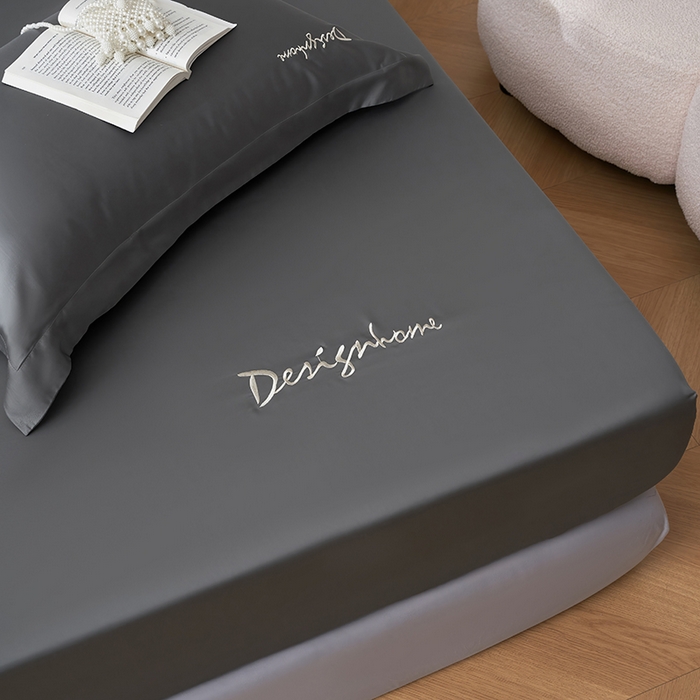 91家纺网 家纺一手货源 找家纺 黛舒家居 2025新款60S兰精天丝纯色简绣单床笠 玄灰