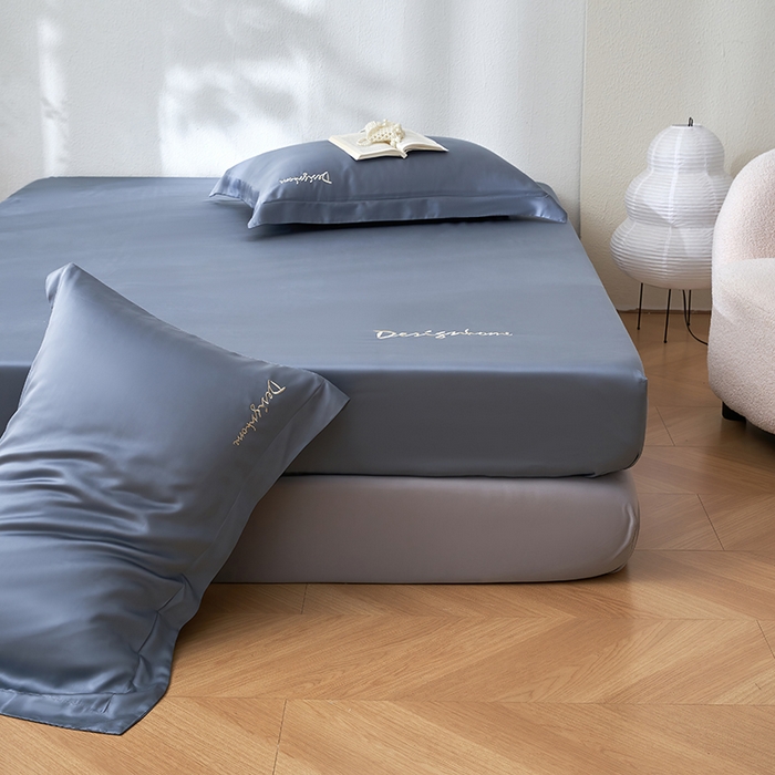 91家纺网 家纺一手货源 找家纺 黛舒家居 2025新款60S兰精天丝纯色简绣单床笠 石青