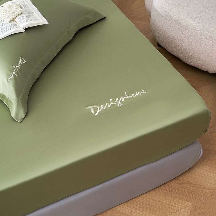 91家纺网 家纺一手货源 找家纺 黛舒家居 2025新款60S兰精天丝纯色简绣单床笠 松绿