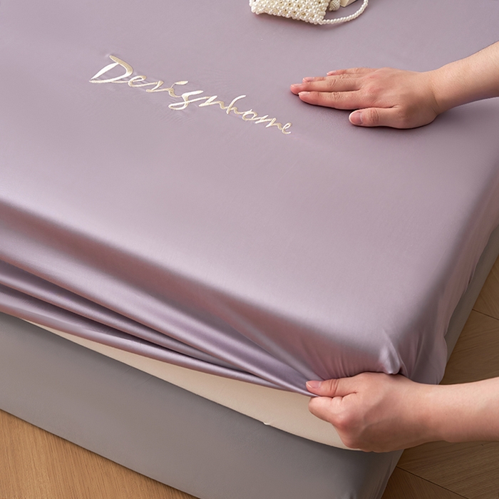 91家纺网 家纺一手货源 找家纺 黛舒家居 2025新款60S兰精天丝纯色简绣单床笠 丁香紫