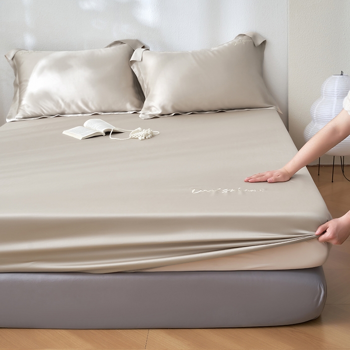 91家纺网 家纺一手货源 找家纺 黛舒家居 2025新款60S兰精天丝纯色简绣单床笠 素灰